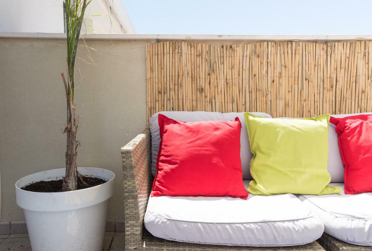Ma1A-Apt With Rooftops With Palms Close To Old Town Малага Екстериор снимка